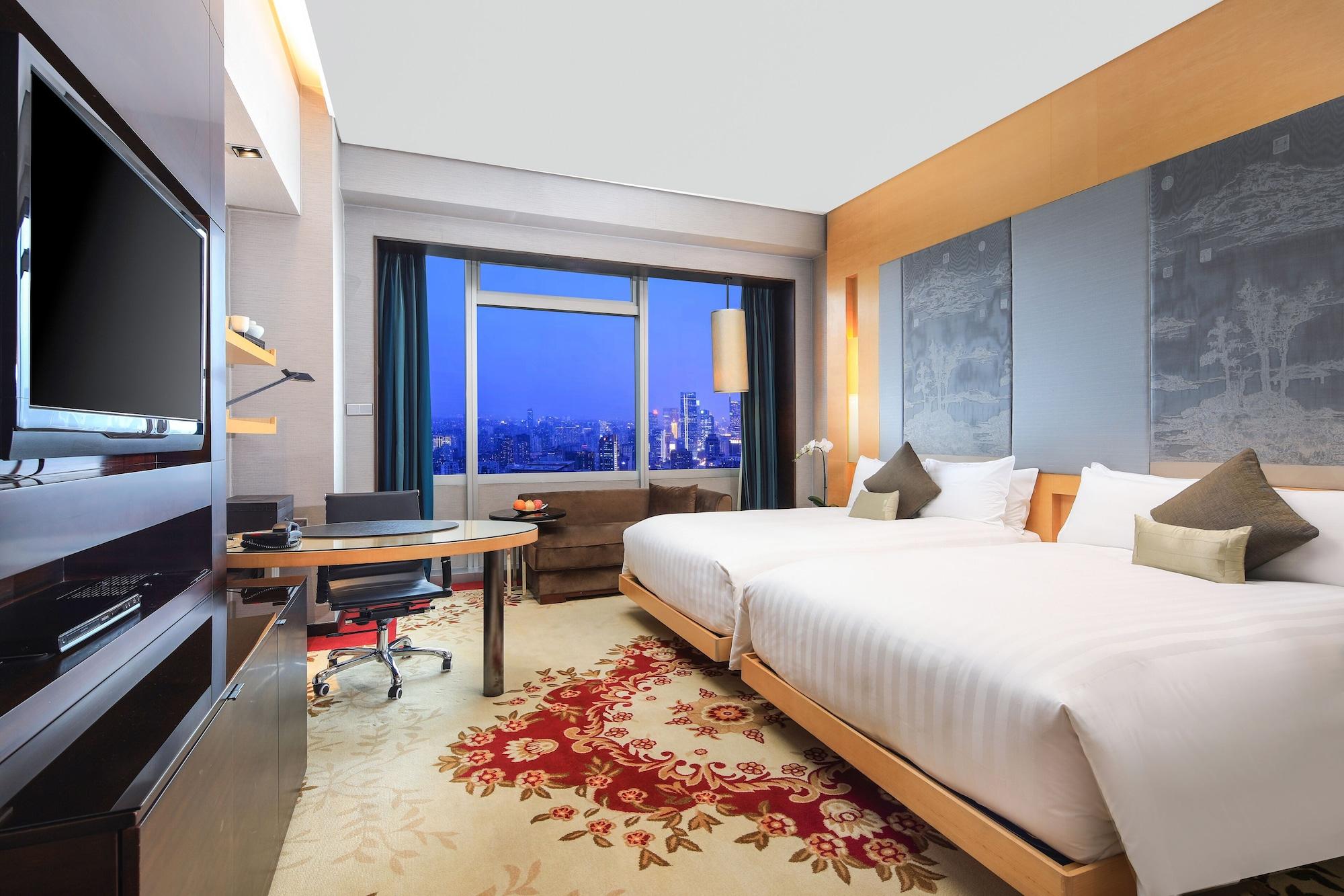 The Longemont Hotel 5*